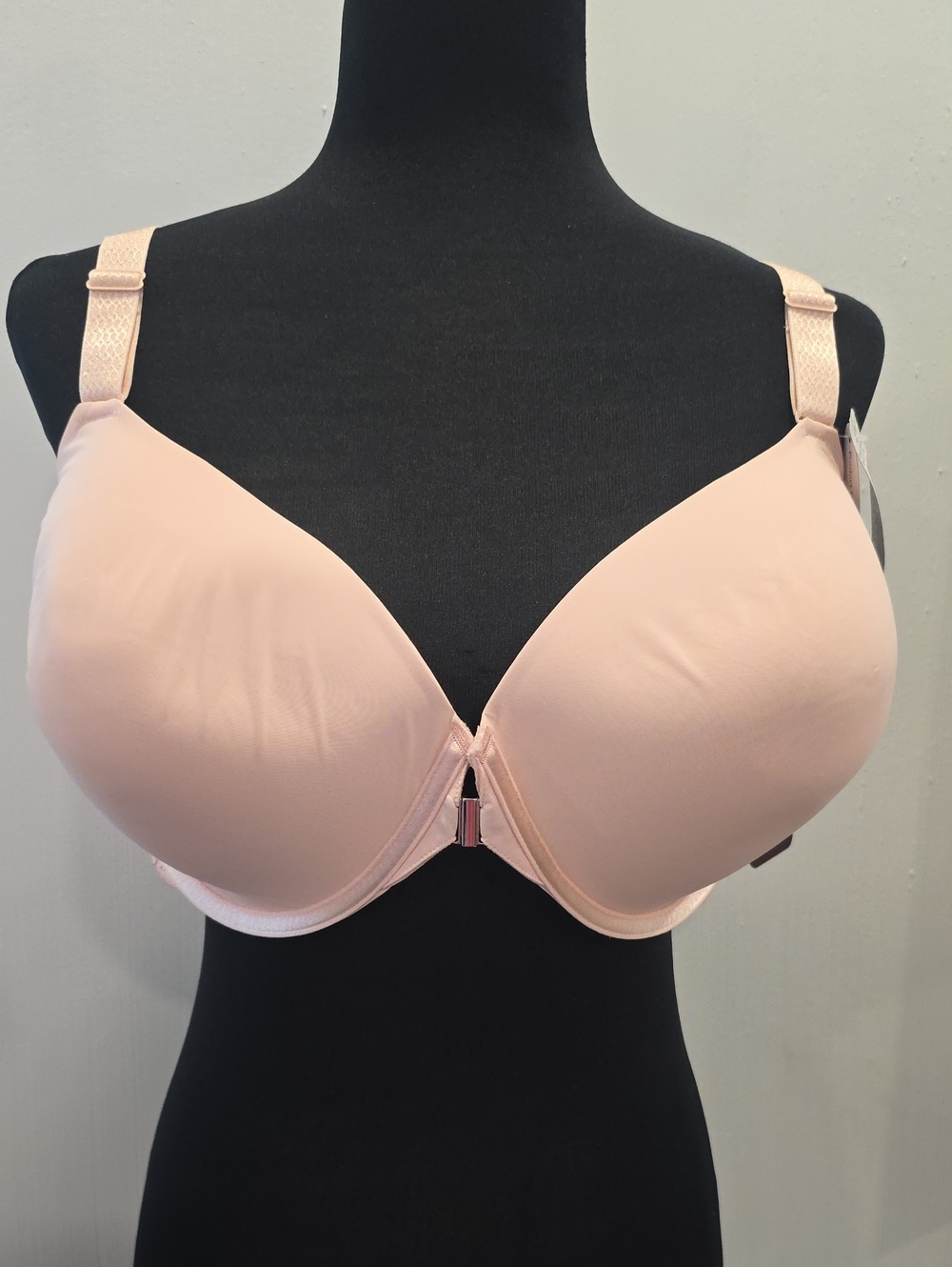 Paramour By Felina Size 42DDD Style #225132  Light Pink Seamless Bra